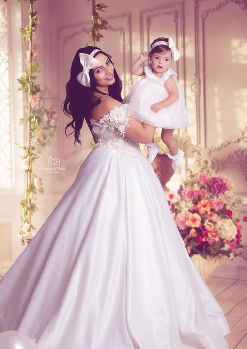 Mother & Daughter White Princess Dress – Nina Fashion